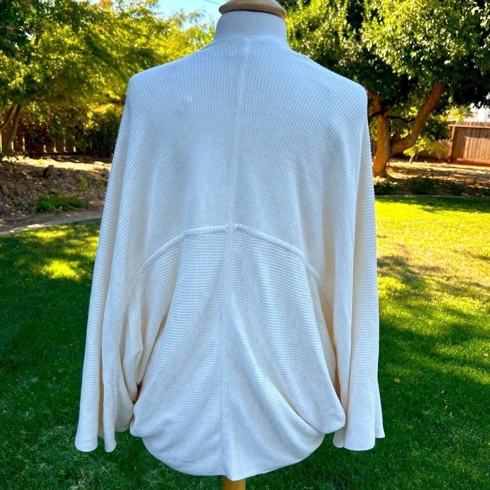 Lululemon Cashlu Knit Textured Wrap Size M/L